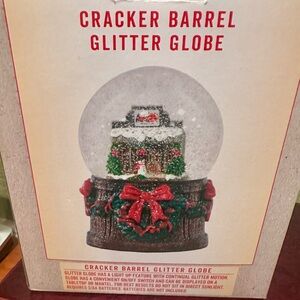 Cracker Barrel Glitter Globe – Brand New in Box 🎄✨
